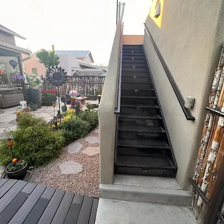 Private Oasis In The With Garden And Hottub Santa Fe